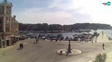 Imagen de vista previa de la cámara web Rovinj - Plaza principal